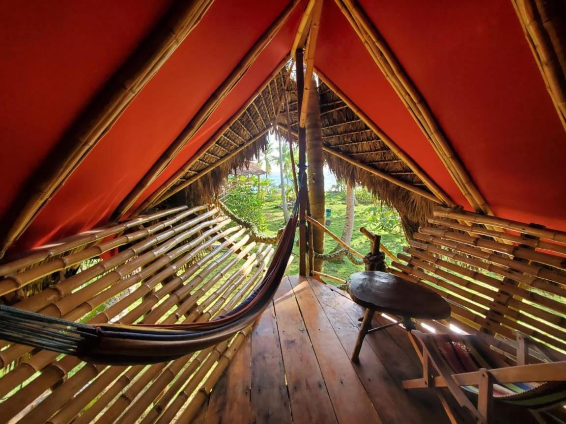 Derek'S Place Eco-Lodge Малий Кукурудзяний острів Екстер'єр фото